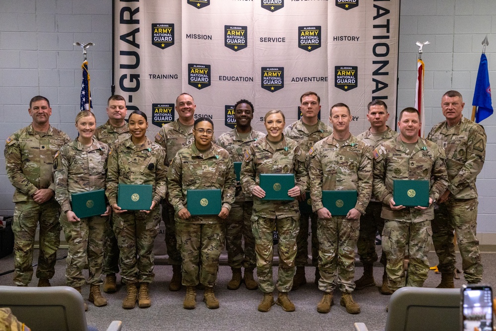 Alabama Guard recognizes outstanding recruiters