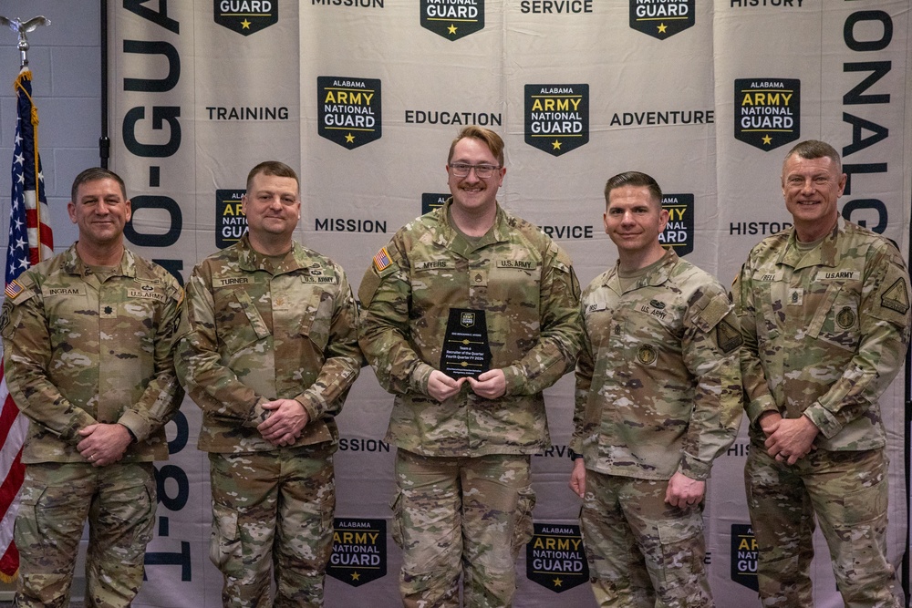 Alabama Guard recognizes outstanding recruiters