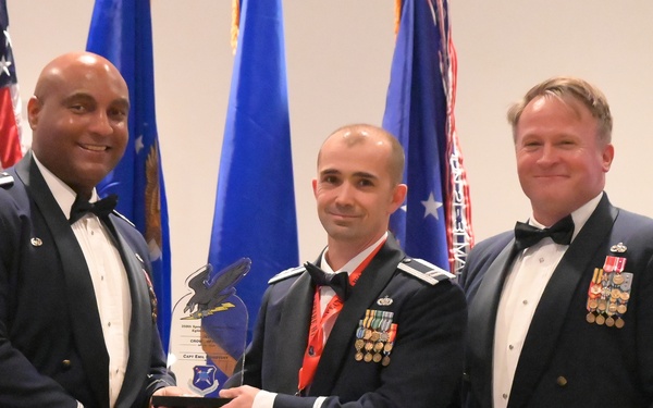 350 SWW honors annual award winners