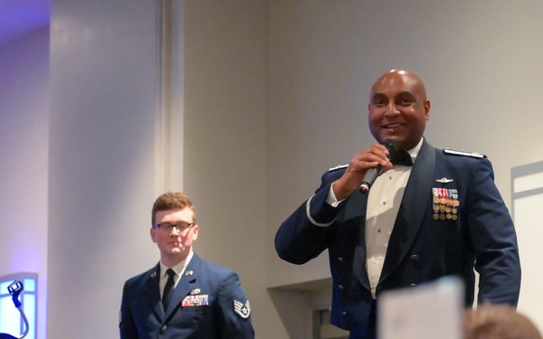 350 SWW honors annual award winners