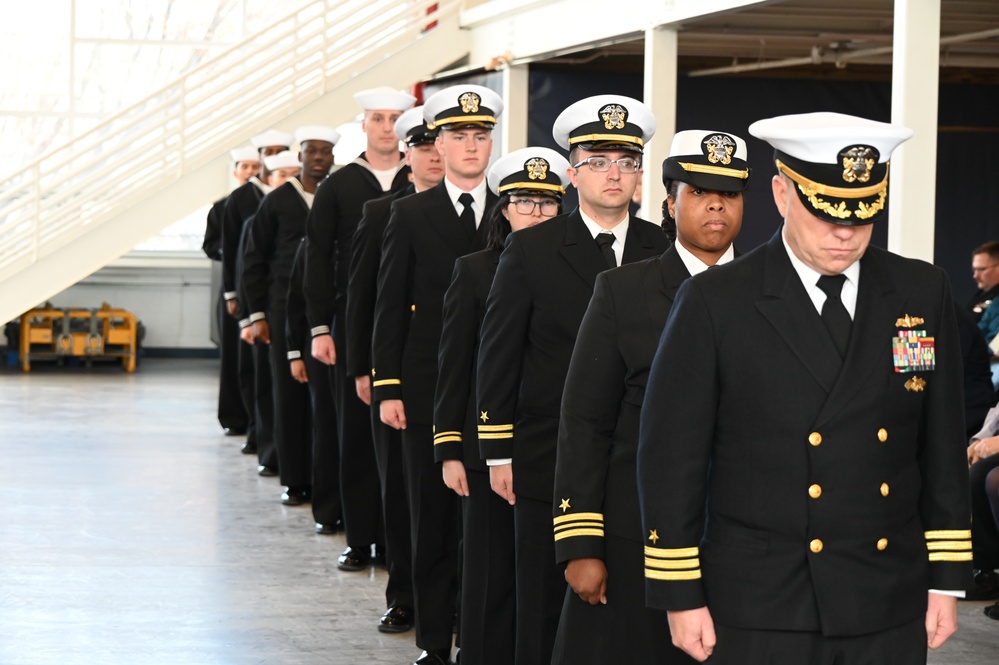 Change of Command Ceremony Surface Combat Systems Training Command Great Lakes