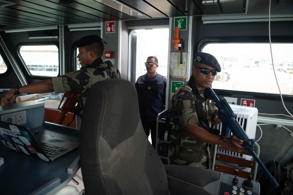 Cutlass Express 2025 - Tanzania VBSS Drills