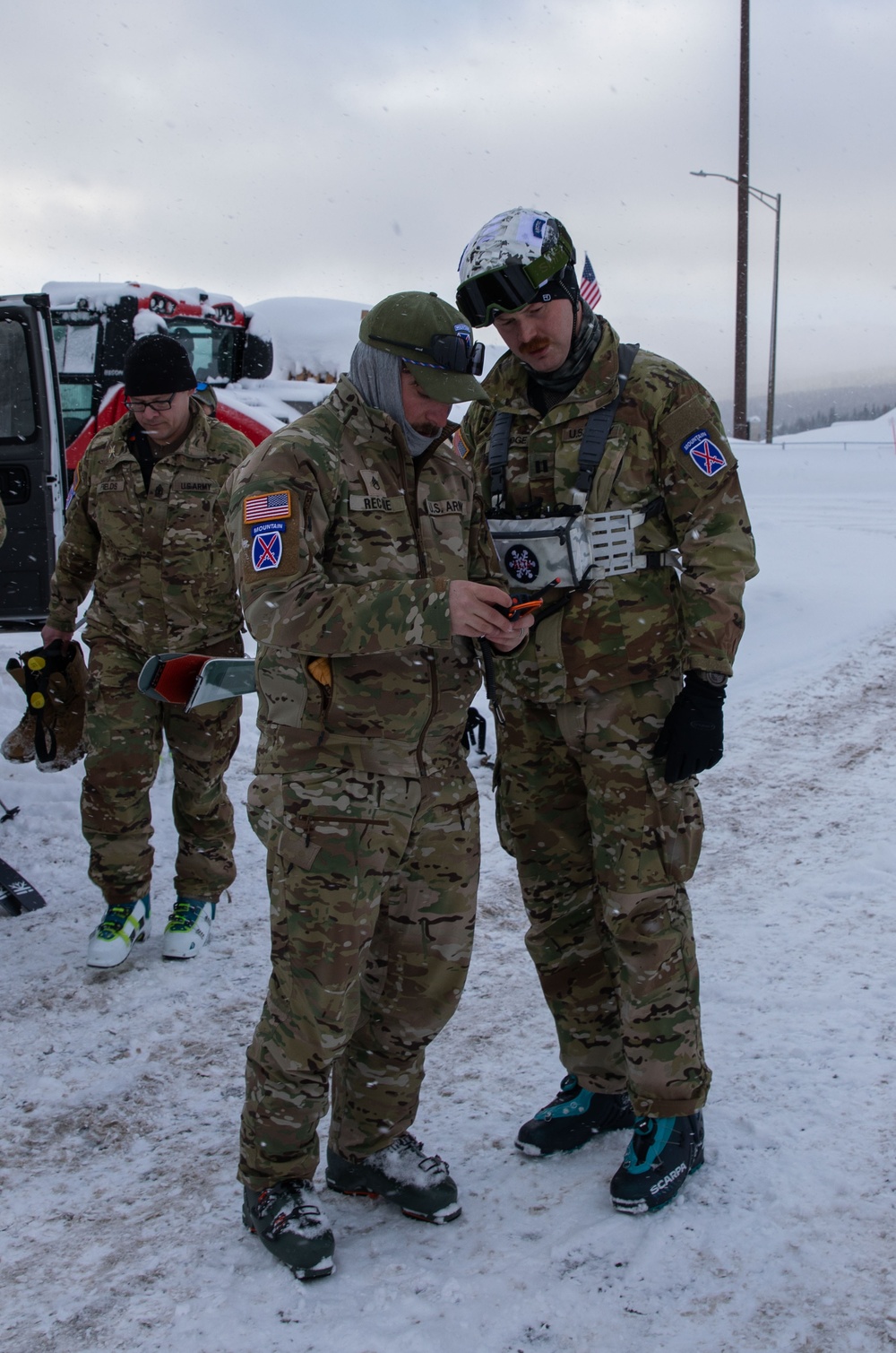 10th Mountain Division Leads Elite Forces Across the Hale to Vail Traverse