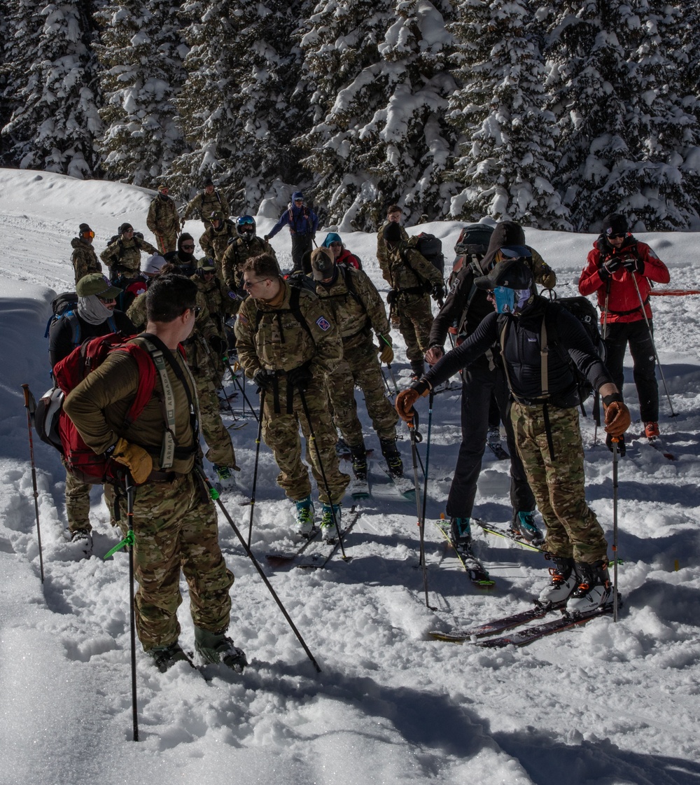 10th Mountain Division Leads Elite Forces across the Hale to Vail Traverse