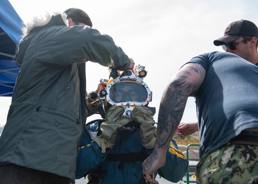 EA-18G Growler Salvage Operations