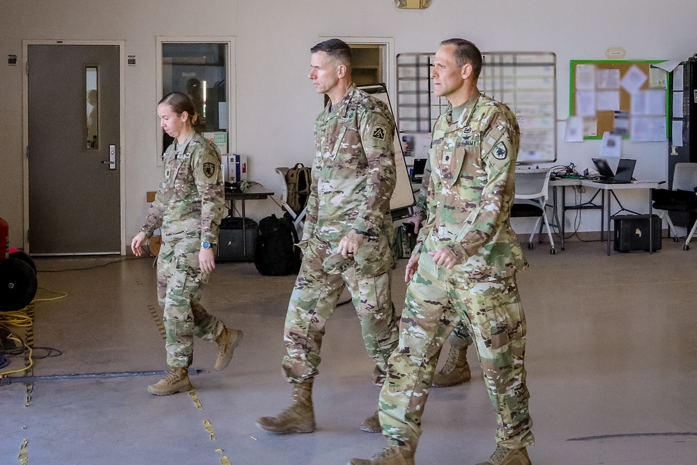 U.S. Army North Commanding General visits southern border