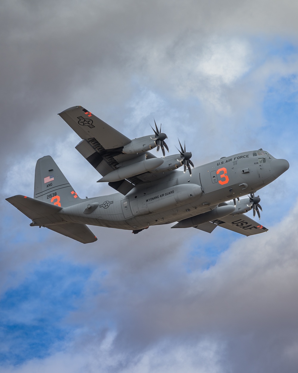 Cowboy Guard and the California Air National Guard conduct MAFFS training in Arizona