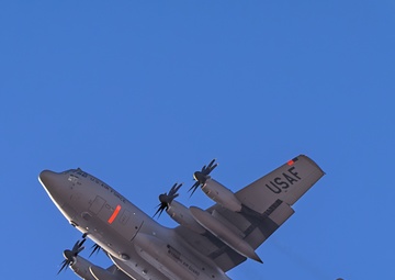 Cowboy Guard and the California Air National Guard conduct MAFFS training in Arizona