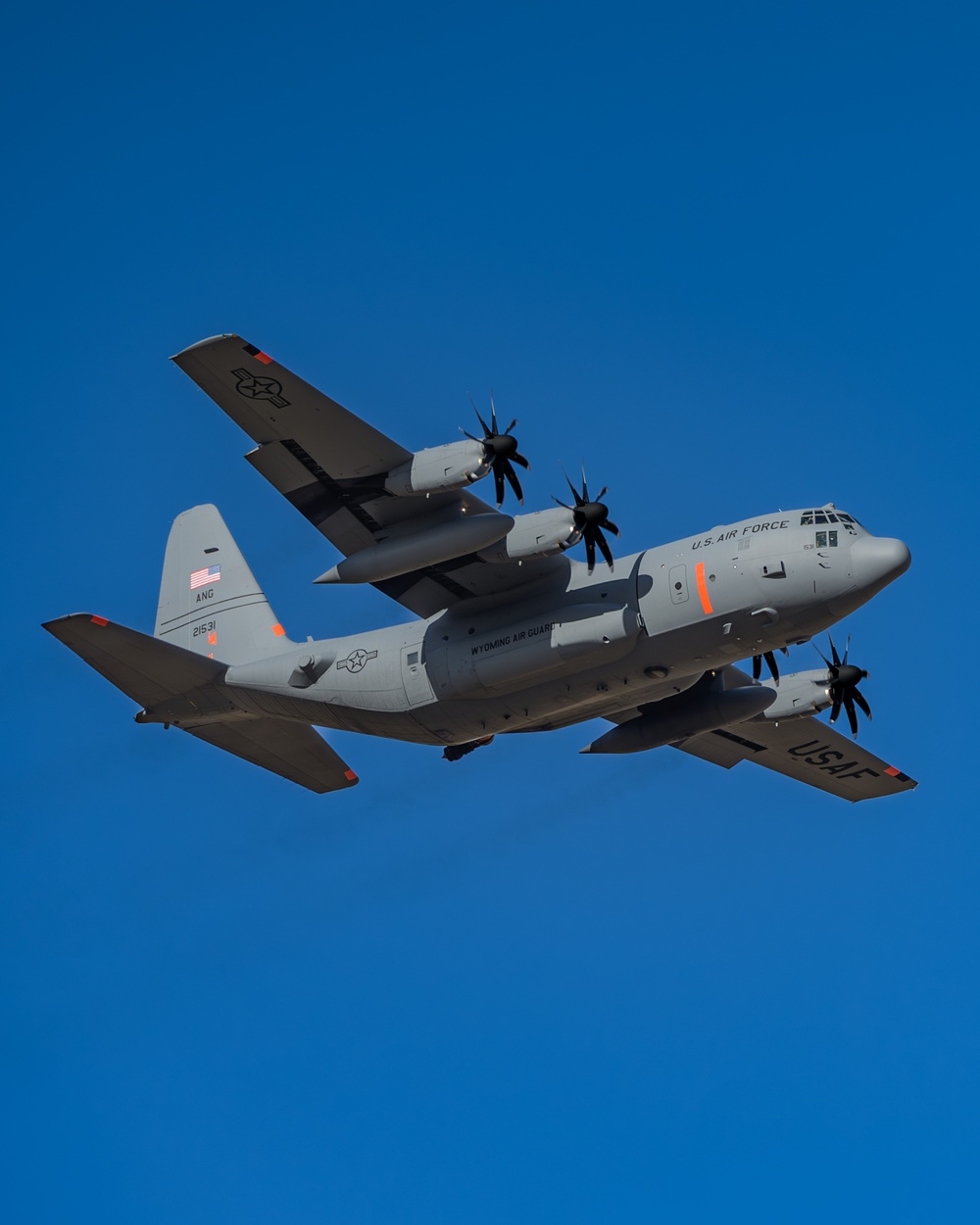 Cowboy Guard and the California Air National Guard conduct MAFFS training in Arizona