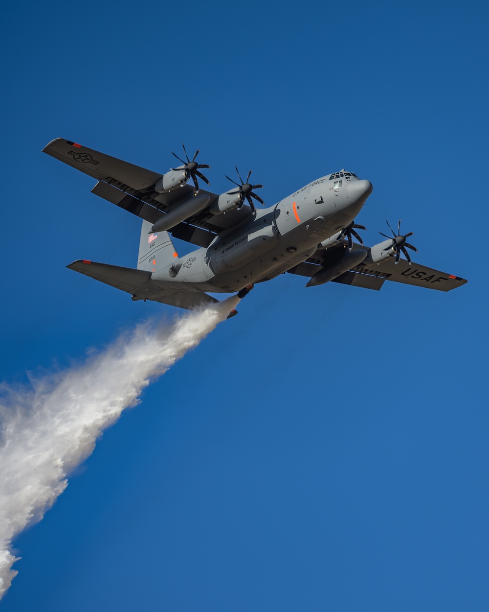 Cowboy Guard and the California Air National Guard conduct MAFFS training in Arizona