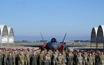 Bamboo Eagle 25-1 354th FW Group Photo