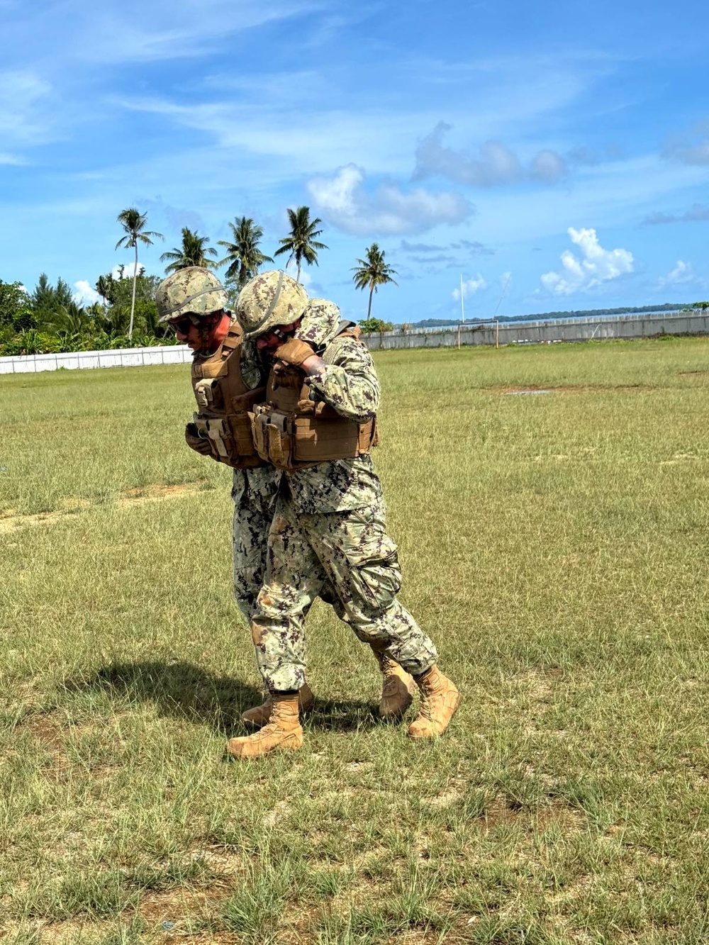 NMCB-3 conducts Combat Life-Saver training
