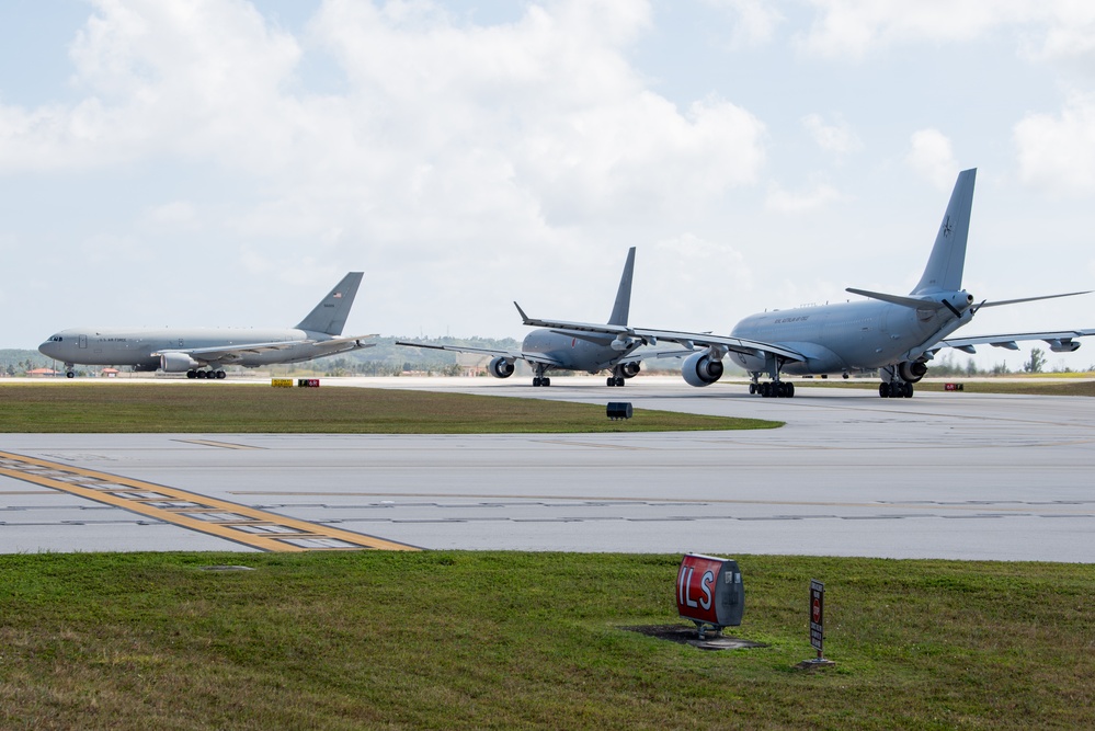 U.S. and Ally refuelers take off for CN25