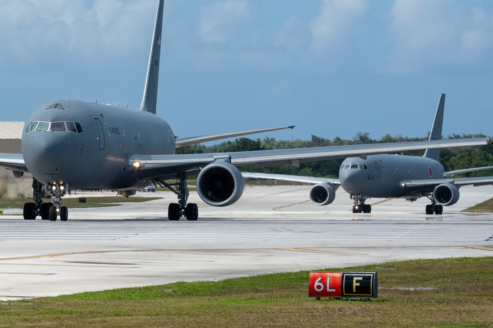 U.S. and Ally refuelers take off for CN25