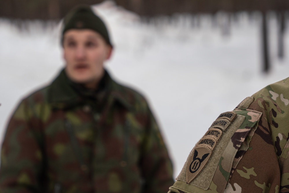 10th Mountain, 11th Airborne Division, Canadian Soldiers explore the Leopard 2A4