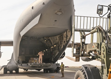 386th ELRS supports AH-64 Apache transport