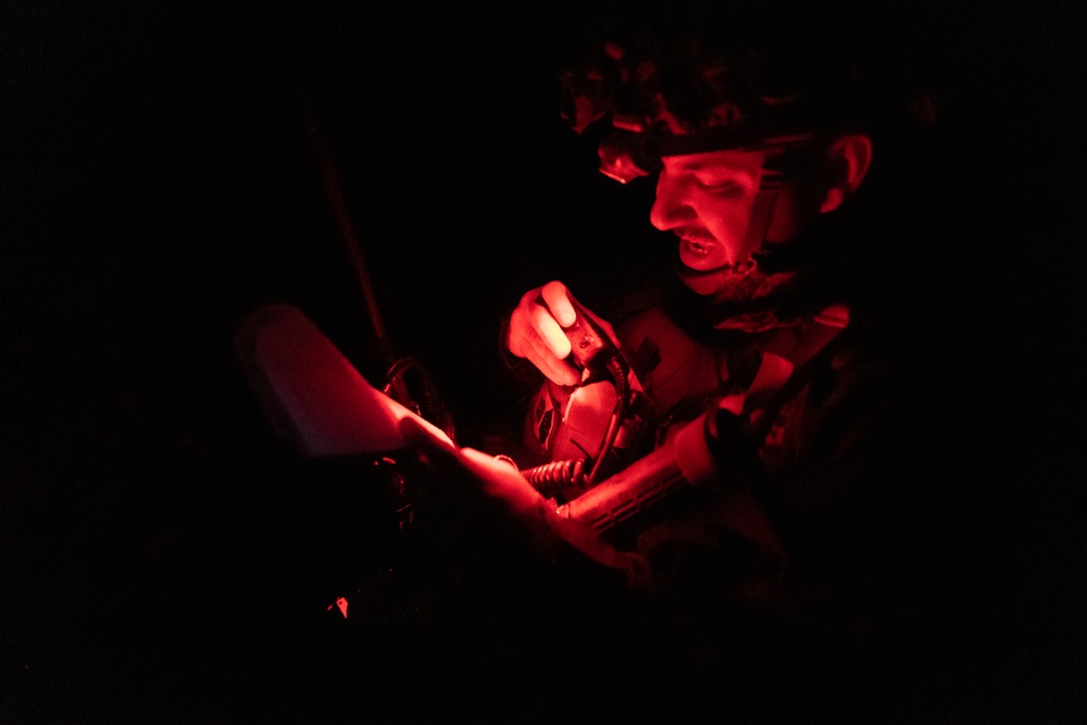 31st MEU | BLT 2/4 provides FARP security