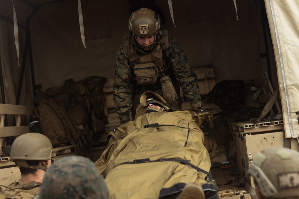 31st MEU | BLT 2/4 provides FARP security