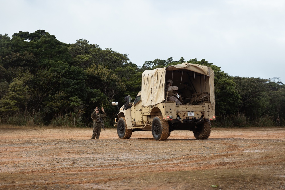 31st MEU | BLT 2/4 provides FARP security