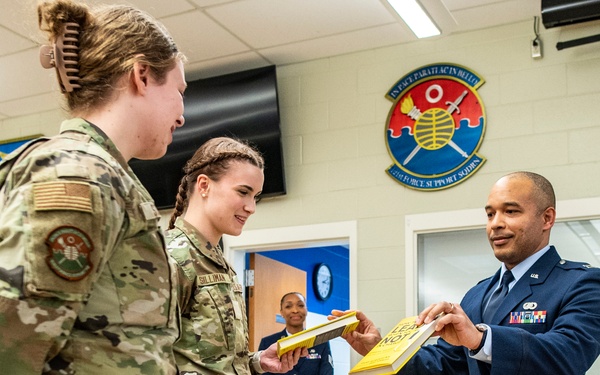 Captain Lee promotes