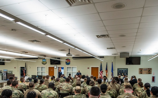 Captain Lee promotes