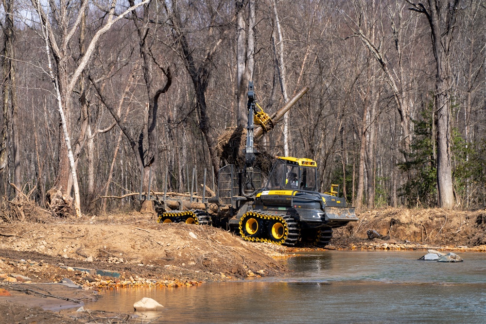 USACE clears waterway debris caused by Hurricane Helene