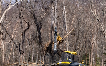 USACE clears waterway debris caused by Hurricane Helene