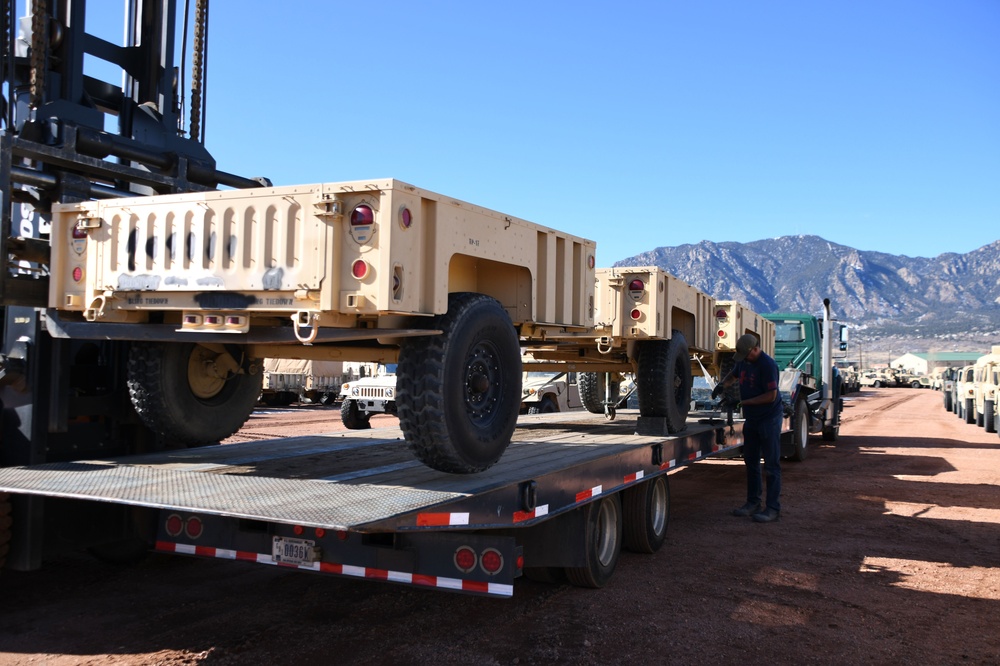 R2E streamlines excess equipment turn-in at Fort Carson