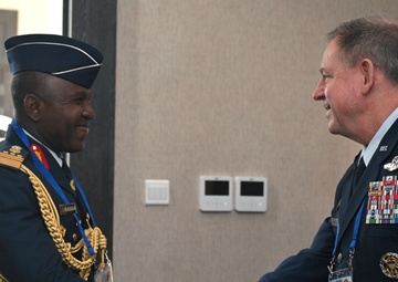 Gen. Hecker meets with Nigerian Air Force chief of staff