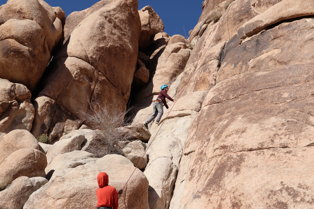 NMRTC Twentynine Palms Sailors build resiliency in the Joshua Tree desert