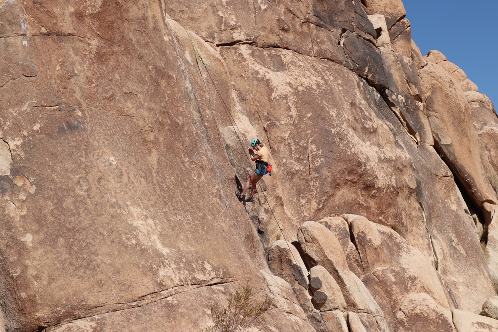 NMRTC Twentynine Palms Sailors build resiliency in the Joshua Tree desert