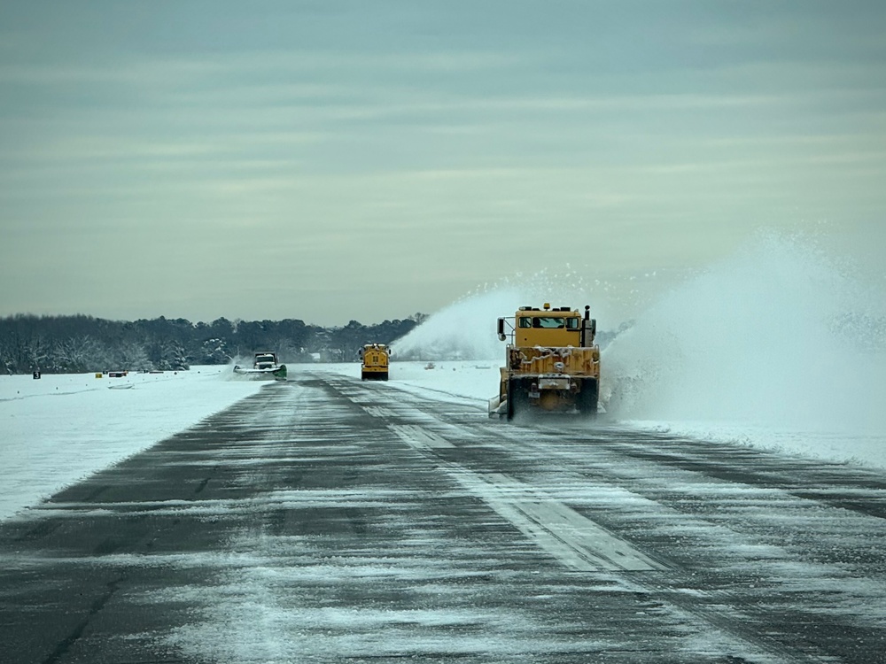 NAS Oceana personnel keep master jet base mission-ready during record snowfall