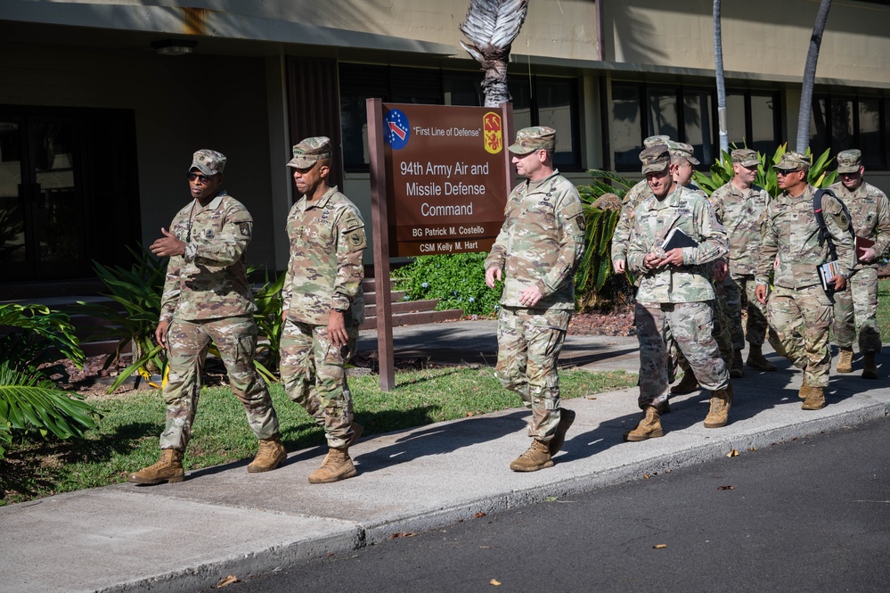 USARPAC commanding general visits 94th AAMDC