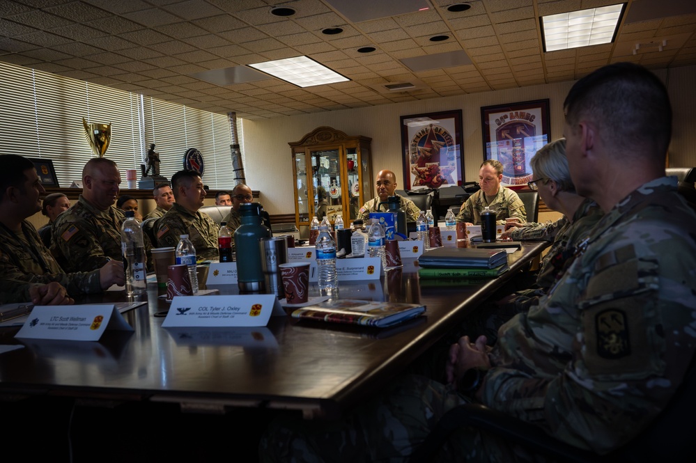 USARPAC commanding general visits 94th AAMDC