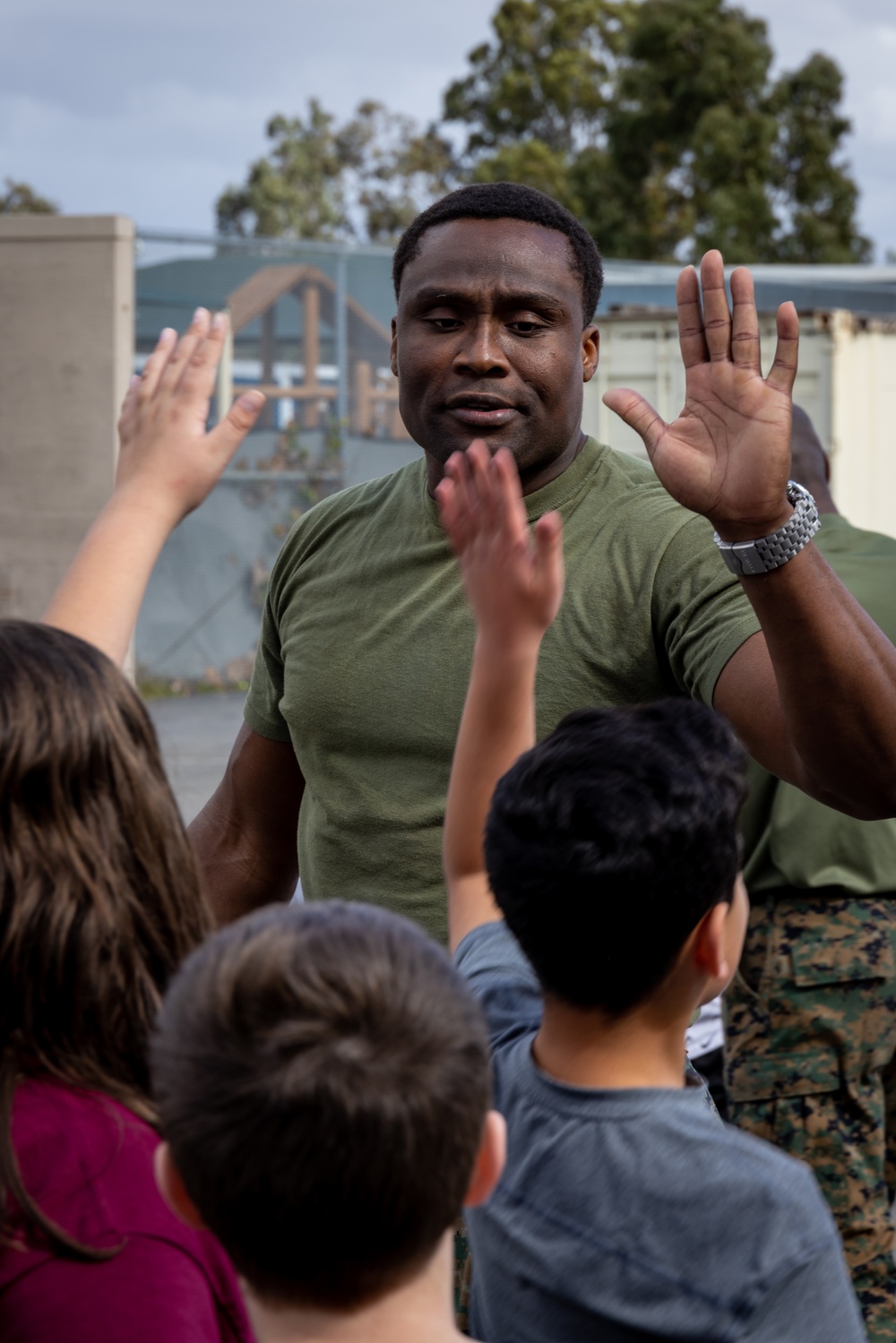 3rd MAW Marines conduct boot camp recess at Doris Miller Elementary