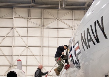 The Last Goodbye to the P-3C Orion from NASWI