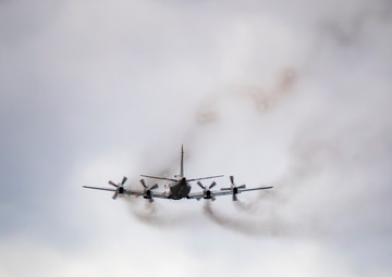 The Last Goodbye to the P-3C Orion from NASWI