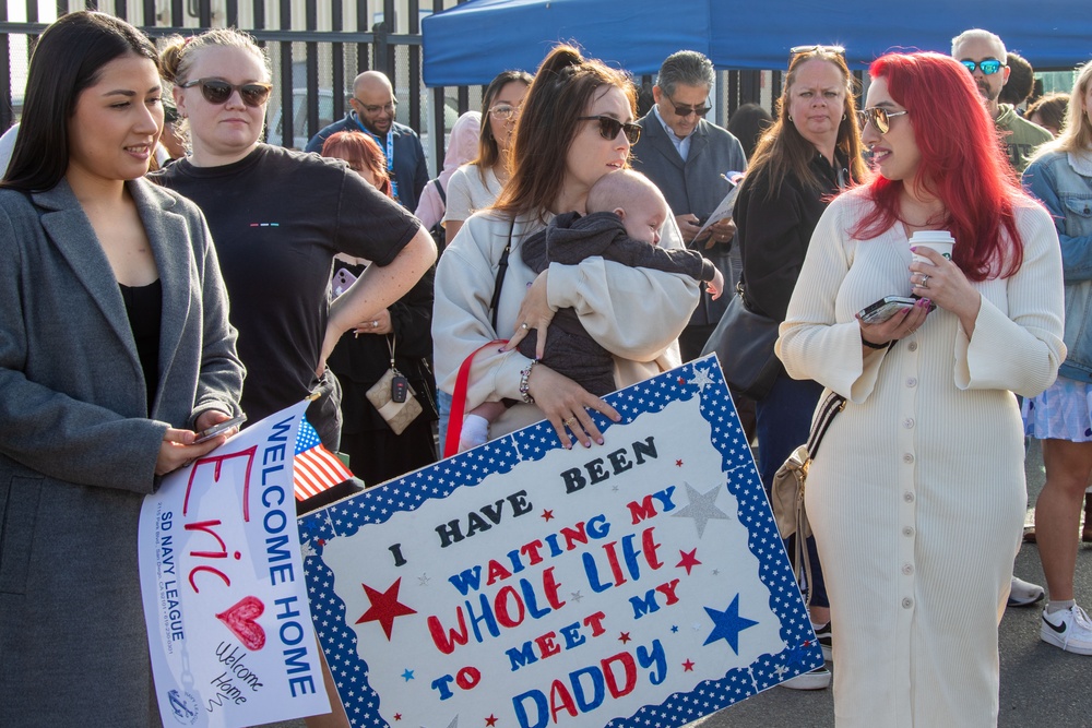 USS Stockdale (DDG 106) Returns from Deployment