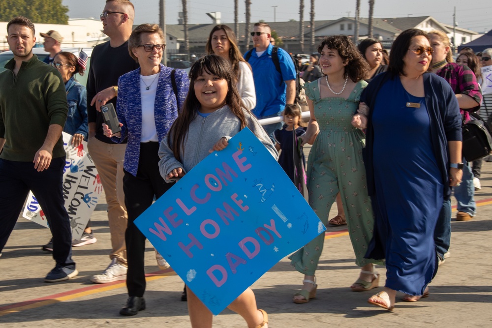 USS Stockdale (DDG 106) Returns from Deployment