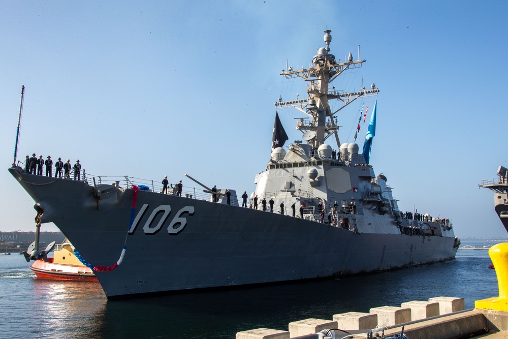 USS Stockdale (DDG 106) Returns from Deployment