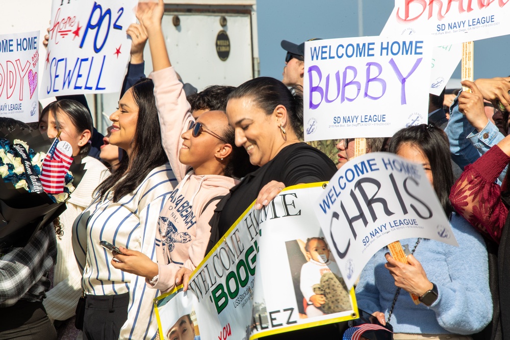 USS Stockdale (DDG 106) Returns from Deployment