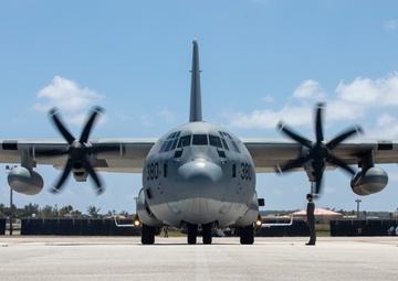 U.S. Marines aerial refuel during Cope North 25