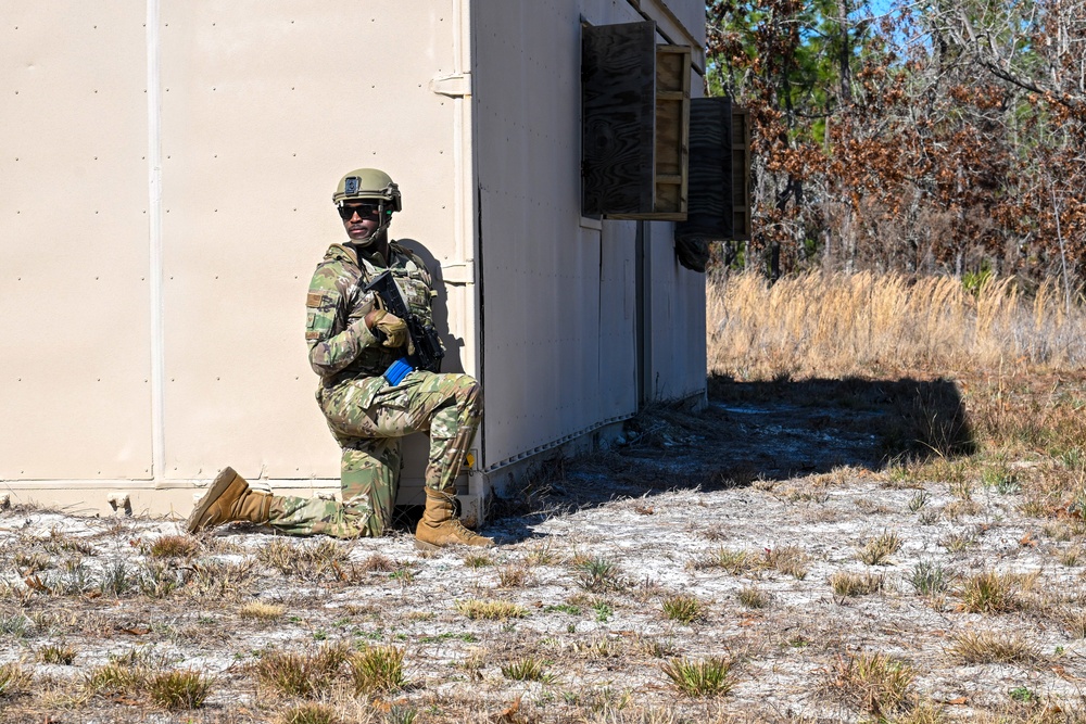 Field training challenges defenders, improves readiness