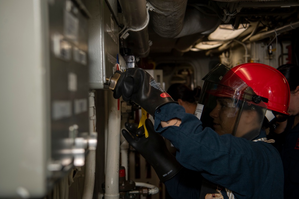 USS Sterett participates in Pacific Steller 2025