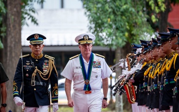 USINDOPACOM commander travels to the Philippines