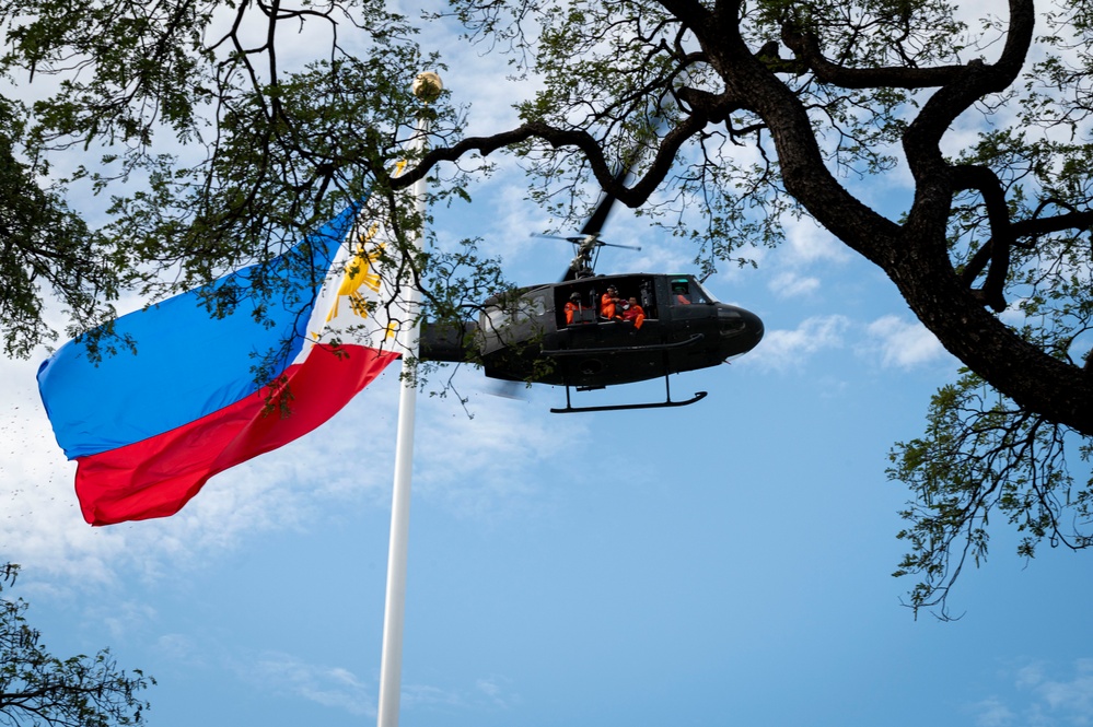 USINDOPACOM Commander Commemorates 80th Anniversary of the Liberation of Manila