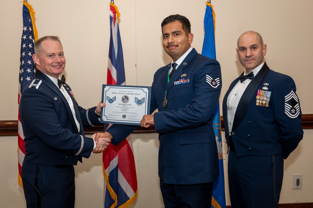 RAF Lakenheath recognizes ALS graduates