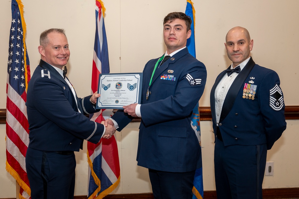 RAF Lakenheath recognizes ALS graduates