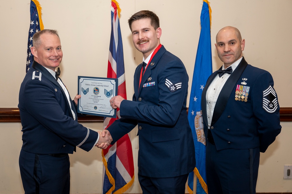 RAF Lakenheath recognizes ALS graduates