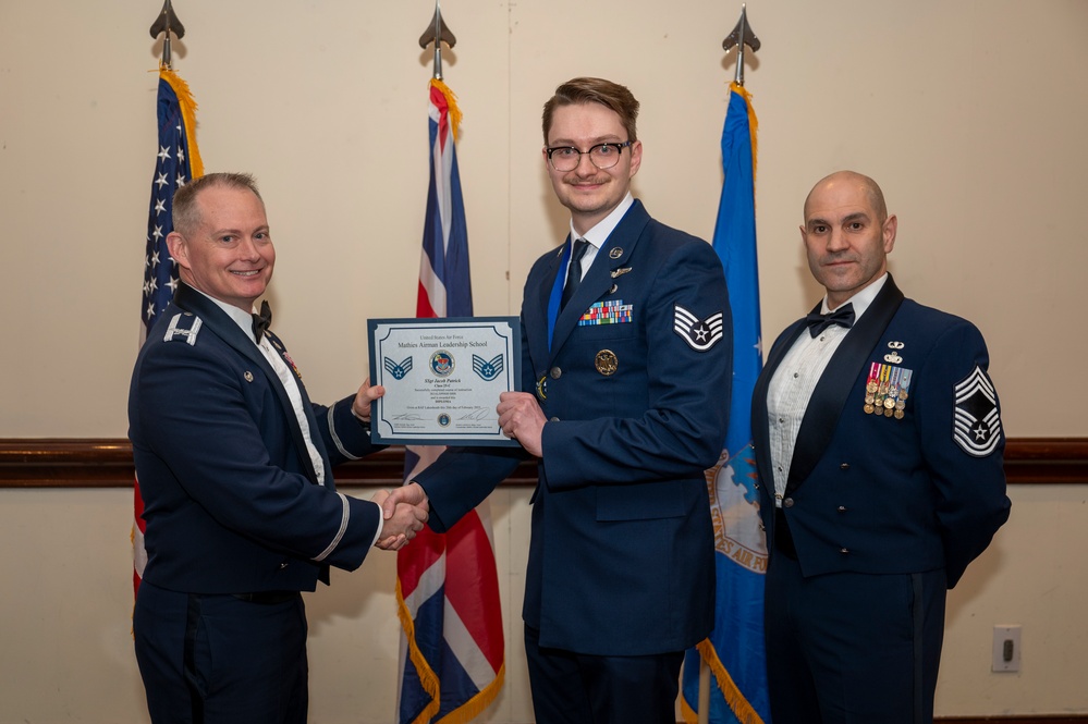 RAF Lakenheath recognizes ALS graduates